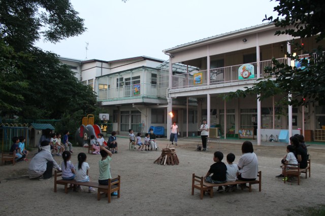 キャンプファイヤー