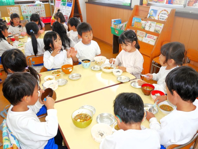 ご飯とチーズも一緒に食べて・・・