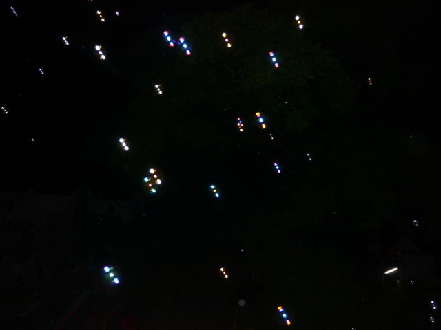 夜のしゃぼん玉