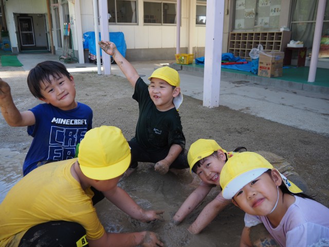 どろんこあそび