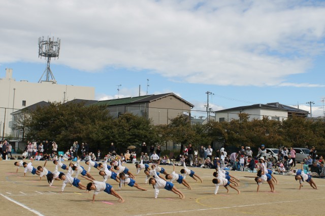 年長　組体操
