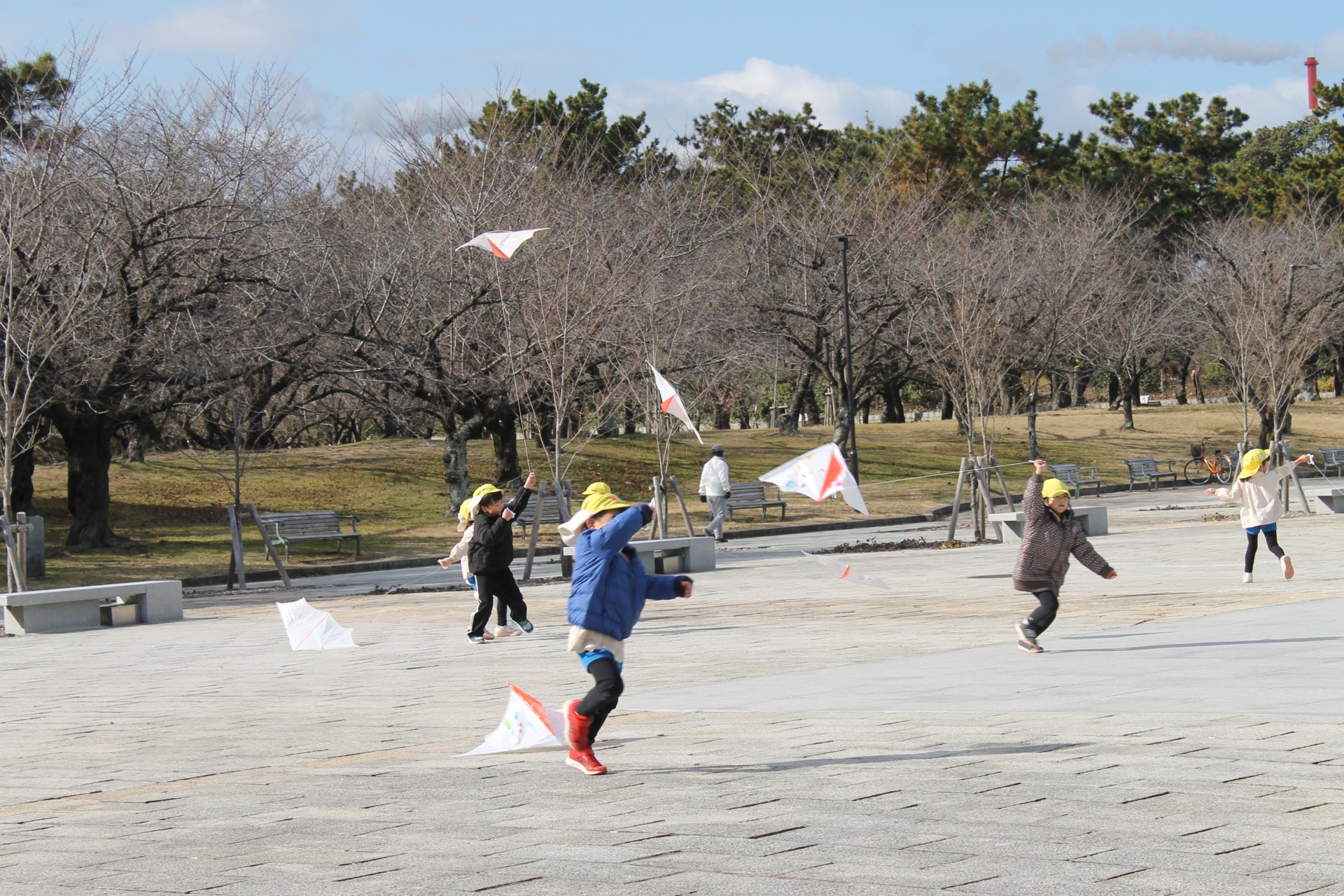 2025 凧あげ | 浜寺聖書幼稚園
