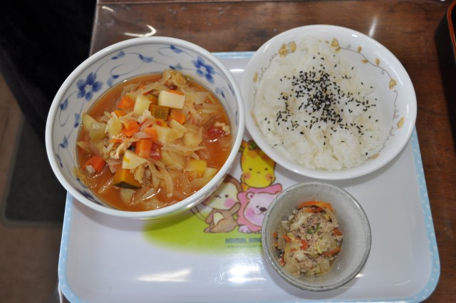 トマトスープ・豚そぼろ炒め・ご飯