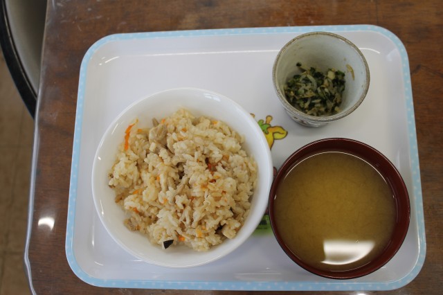 今日のランチ(2025年度毎日ランチになりました)