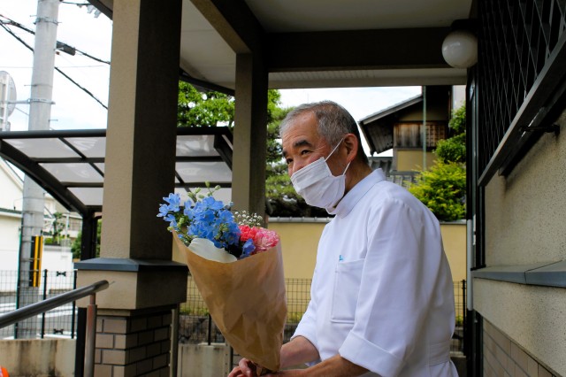 「これは、神様が造ったお花です。」