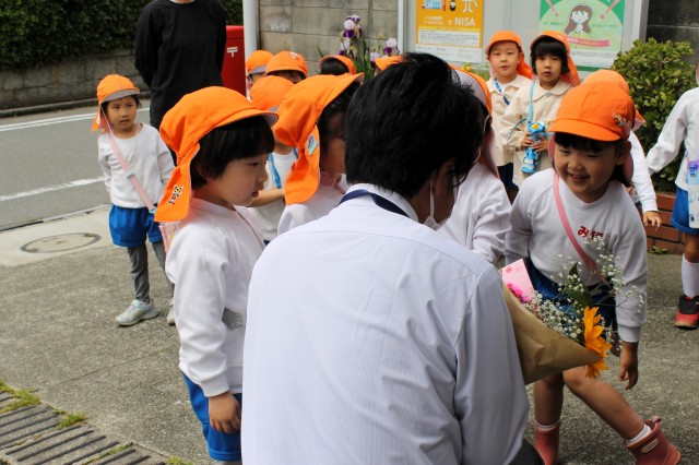 郵便局に行ったり、